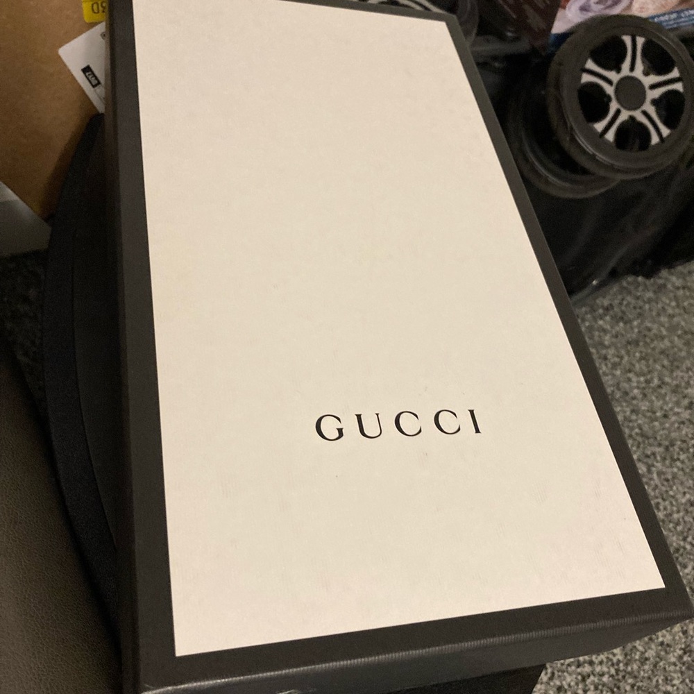 Gucci box